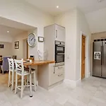 3 Bed In Windermere Oc-91254 펜션 보우네스온윈더미어