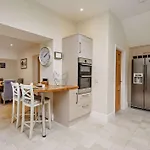 3 Bed In Windermere Oc-91254 Hébergement de vacances