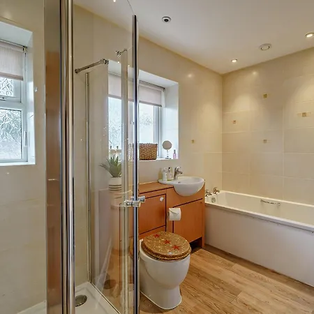 Σπίτι διακοπών 3 Bed In On Windermere 91254 *